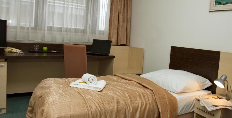 Single Room image 1