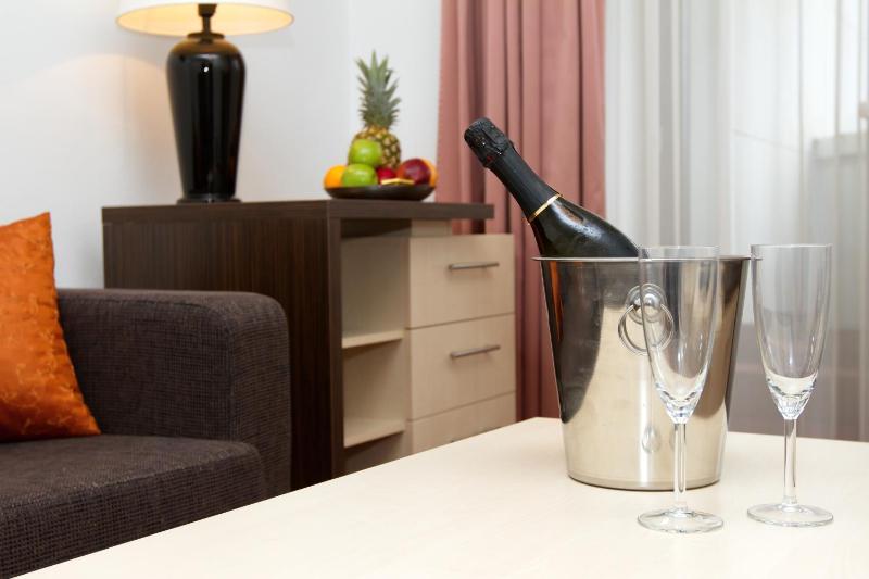 Suite image 3