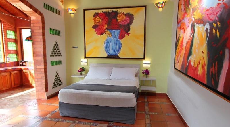 ApartaSuites Arcoiris - image 2