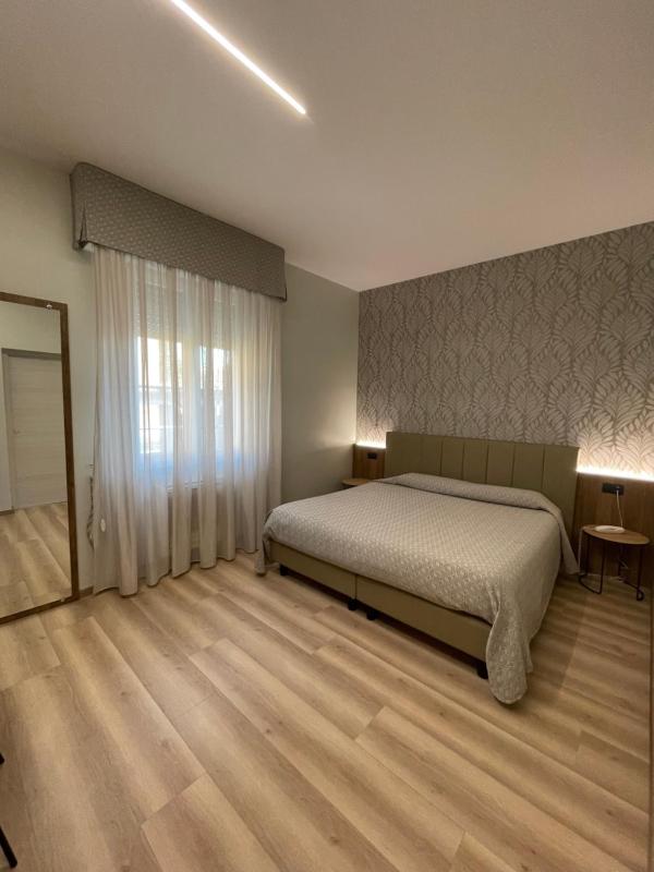 Double Room image 1