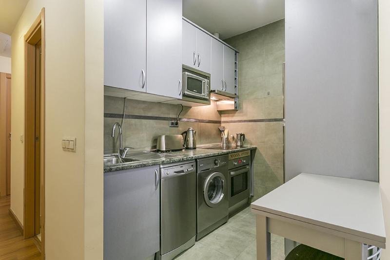 Apartments Center Madrid - image 8