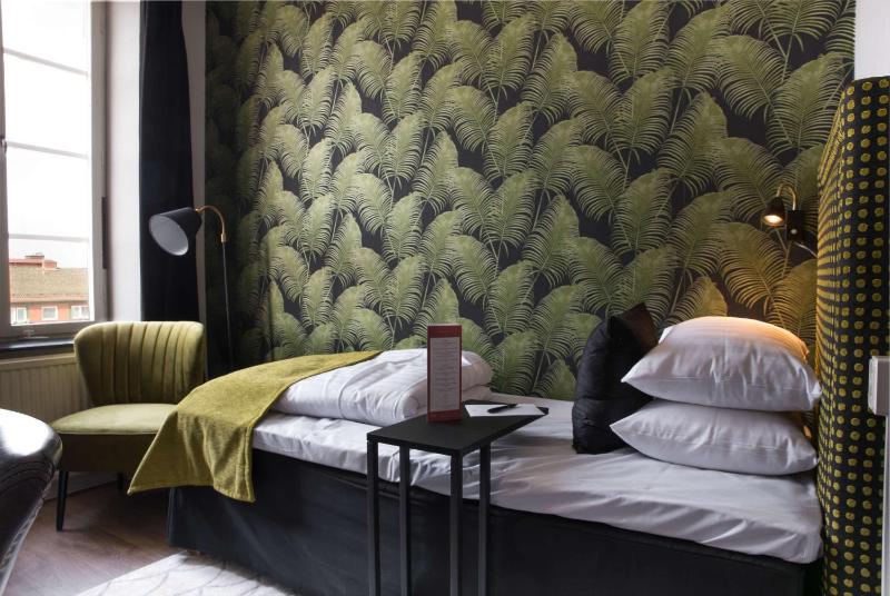 Standard Single Room image 1