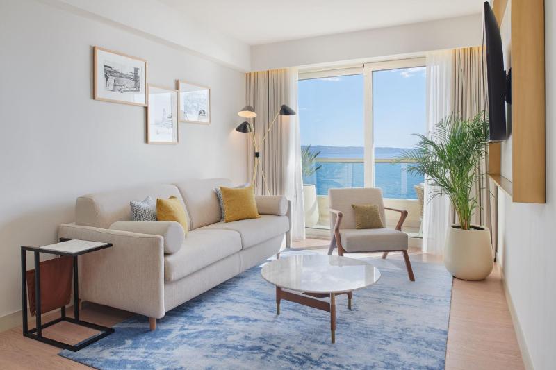 Adriatic Suite,  1 Bedroom Suite with Balcony and Sea View image 4