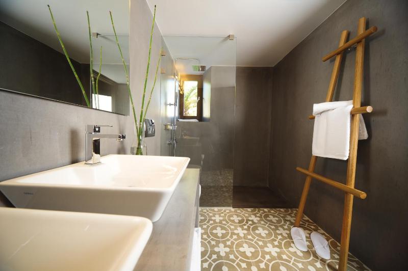 Suite image 2