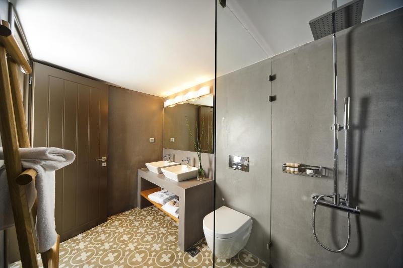 Suite image 3