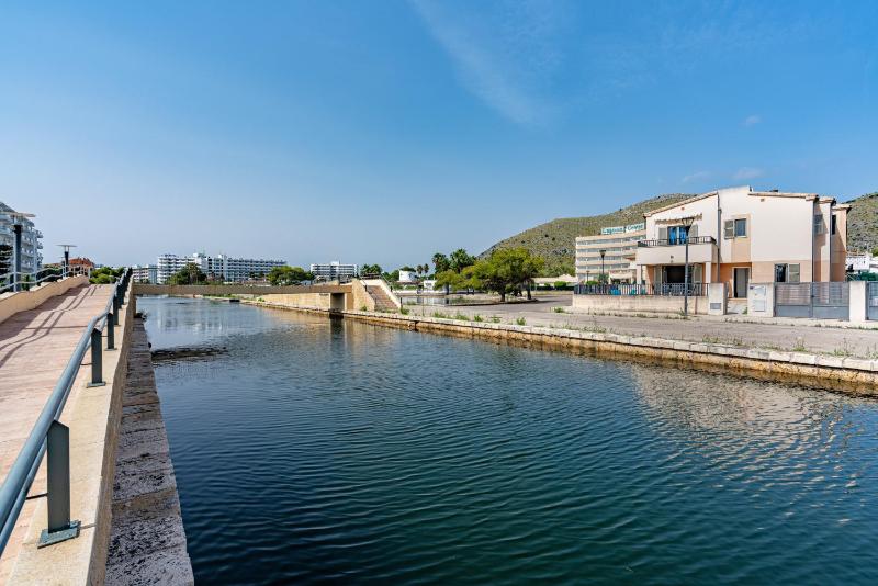 M4R Gran Canal Puerto de Alcudia - image 12