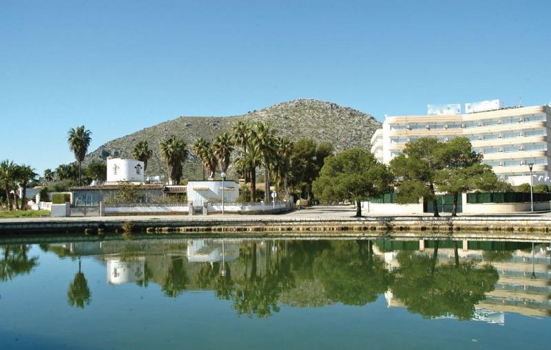 M4R Gran Canal Puerto de Alcudia - image 19