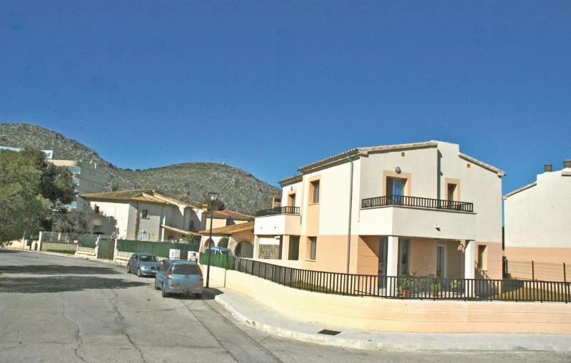 M4R Gran Canal Puerto de Alcudia - image 13