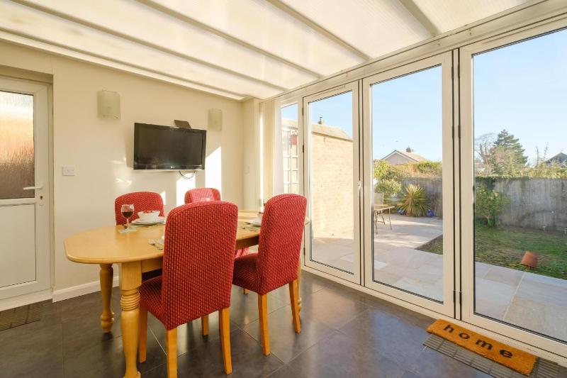 61 Fairfield Road - image 12