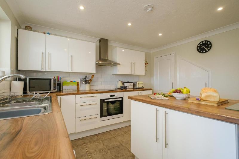 61 Fairfield Road - image 11