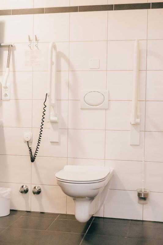Triple Room - Disability Access image 3