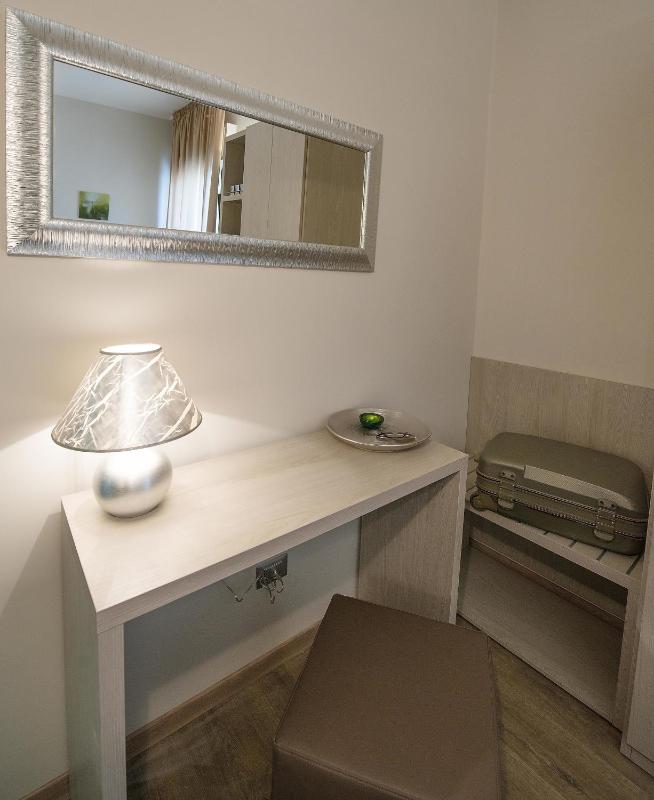 Superior Double or Twin Room with Sea View image 2