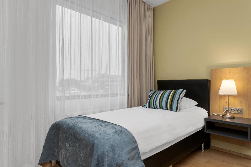 Triple Room image 2