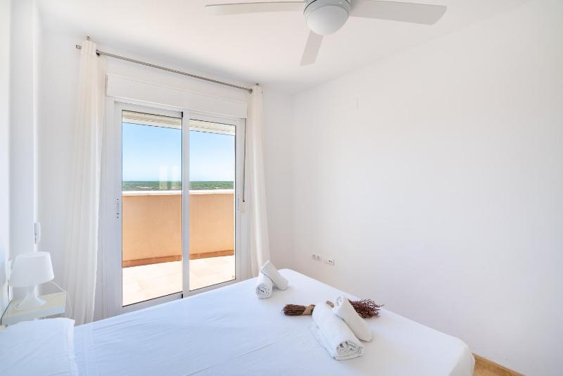 Apartment with Pool View  image 3