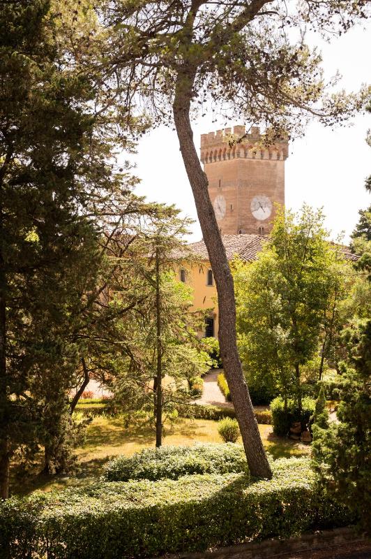 Classic Double Room image 1