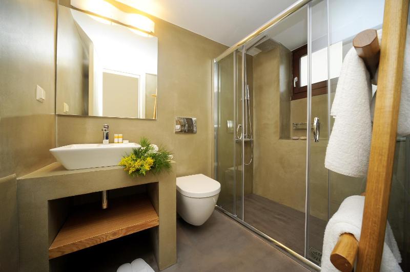 Superior Single Room image 2