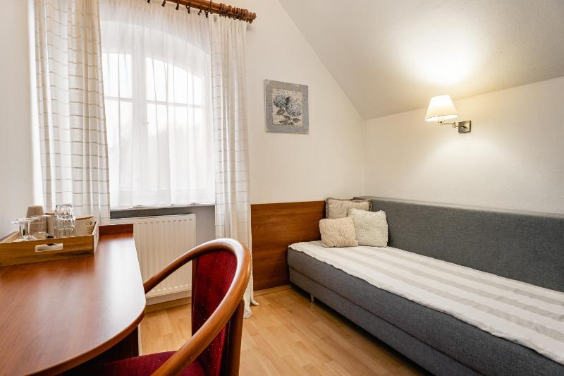 Double Room with Extra Bed image 3