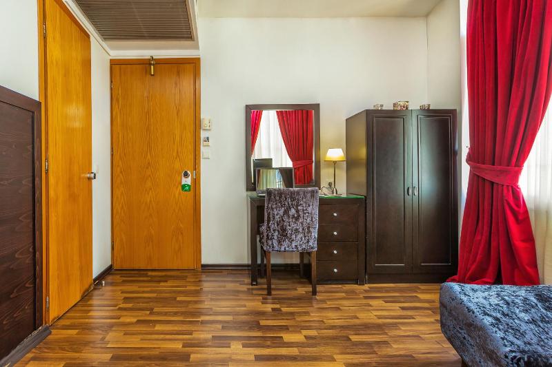 Superior Double Room image 1