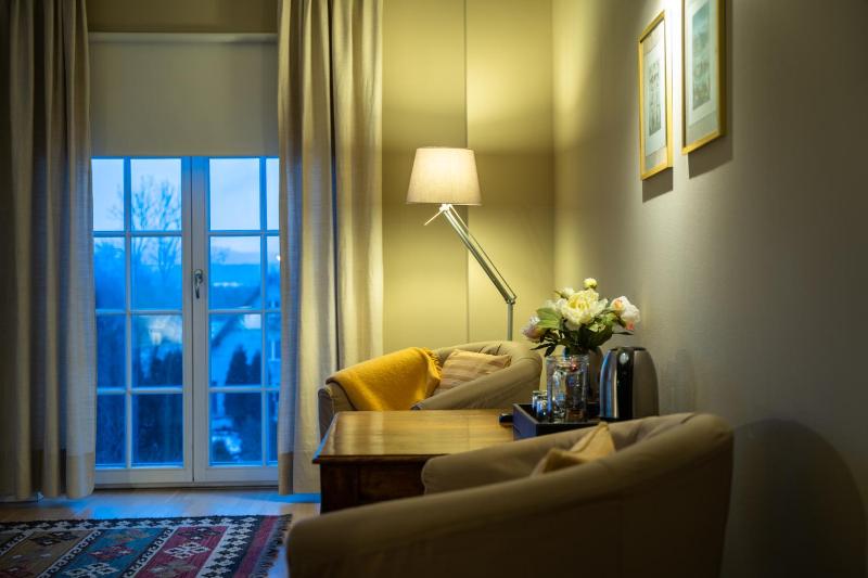 Standard Double Room image 3