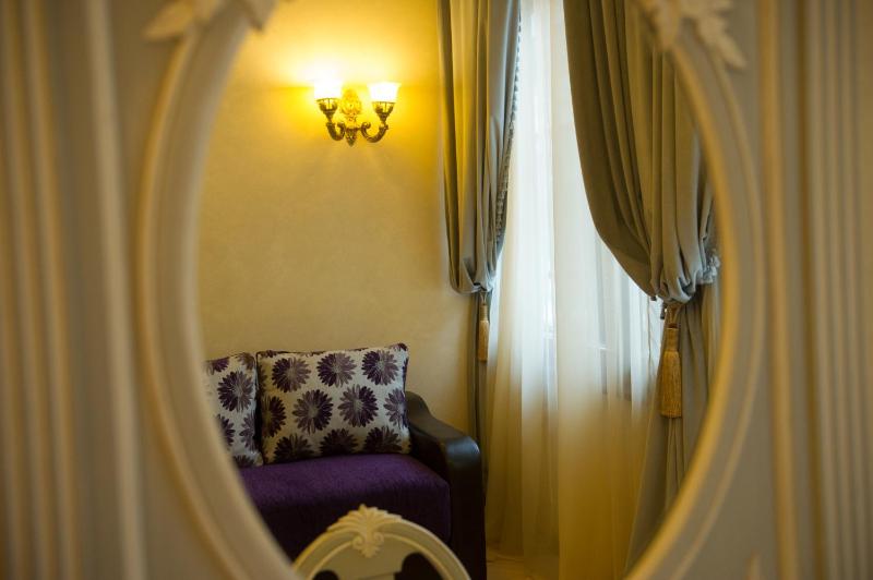 Junior Suite image 2