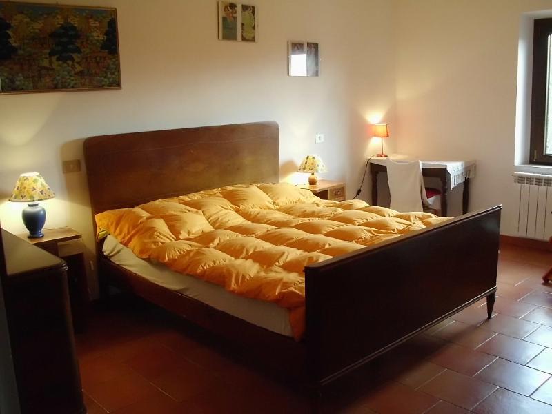 Standard Double Room image 4