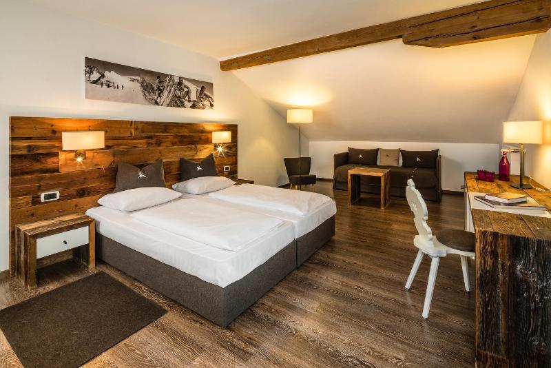 Junior Suite image 1