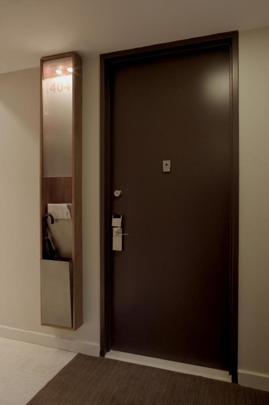 One-Bedroom Suite image 1