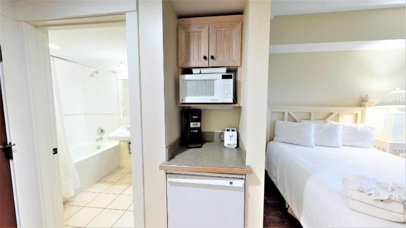 Pilot House 328 - image 7