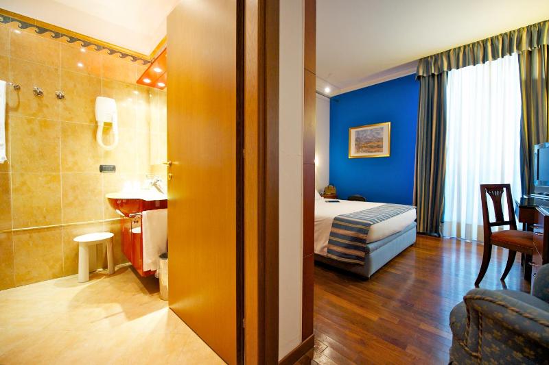 Superior Double or Twin Room image 2