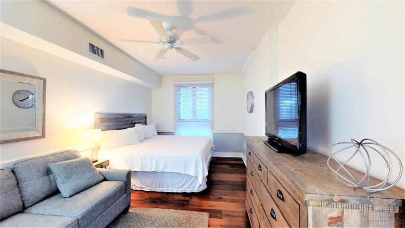 Pilot House 229 - image 8