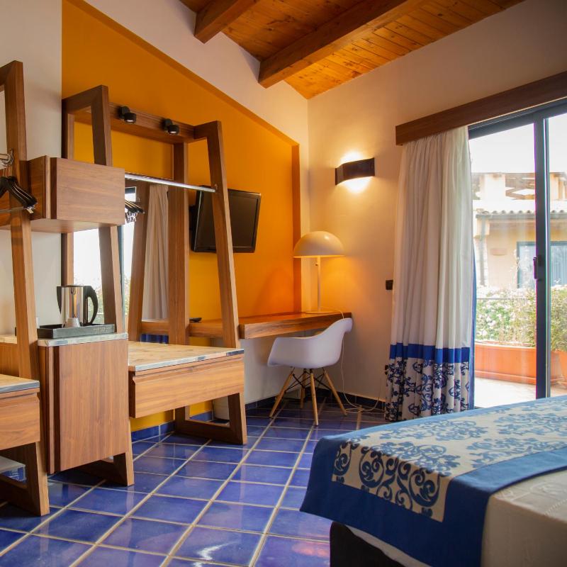 Double Room (1 Adult) image 4