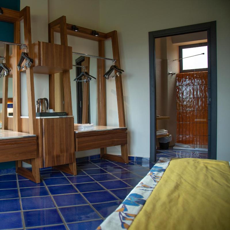 Double Room (1 Adult) image 3