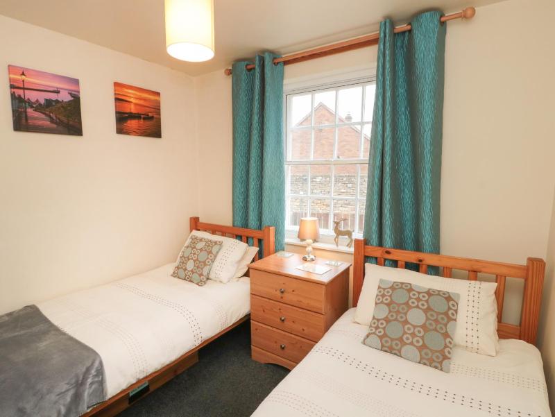 Apartment 1 Sneaton Hall - image 17