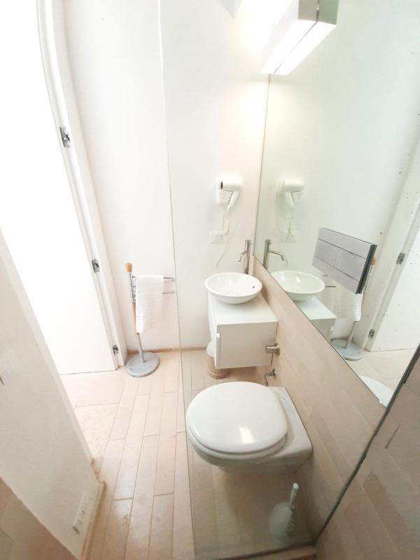 Suite with Sea View image 2