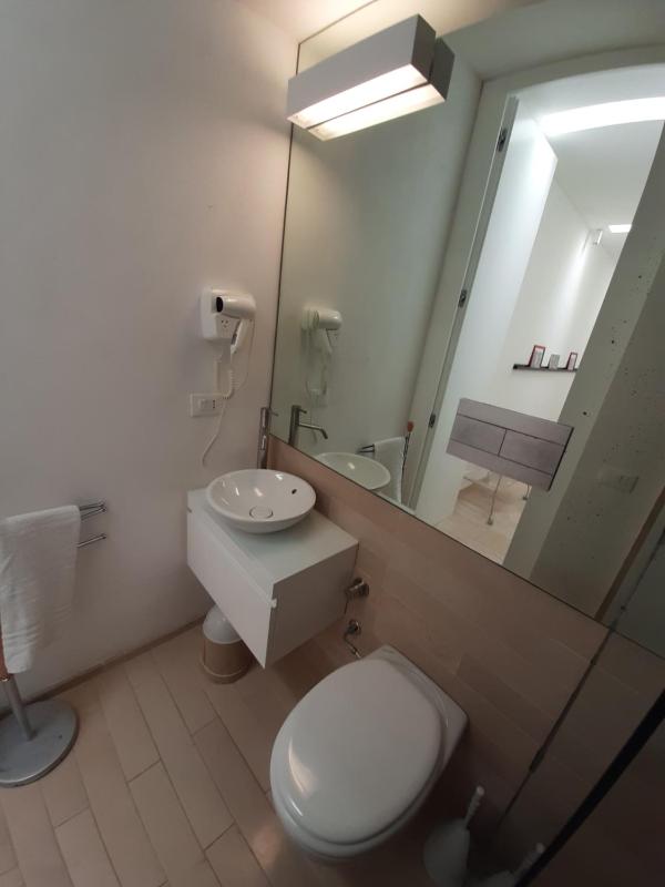 Suite with Sea View image 4