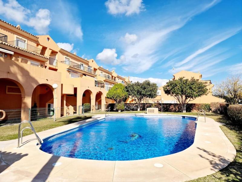 Semi-detached house in Butiplaya - image 25