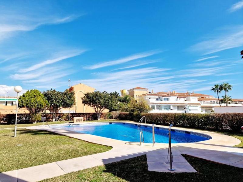 Semi-detached house in Butiplaya - image 48