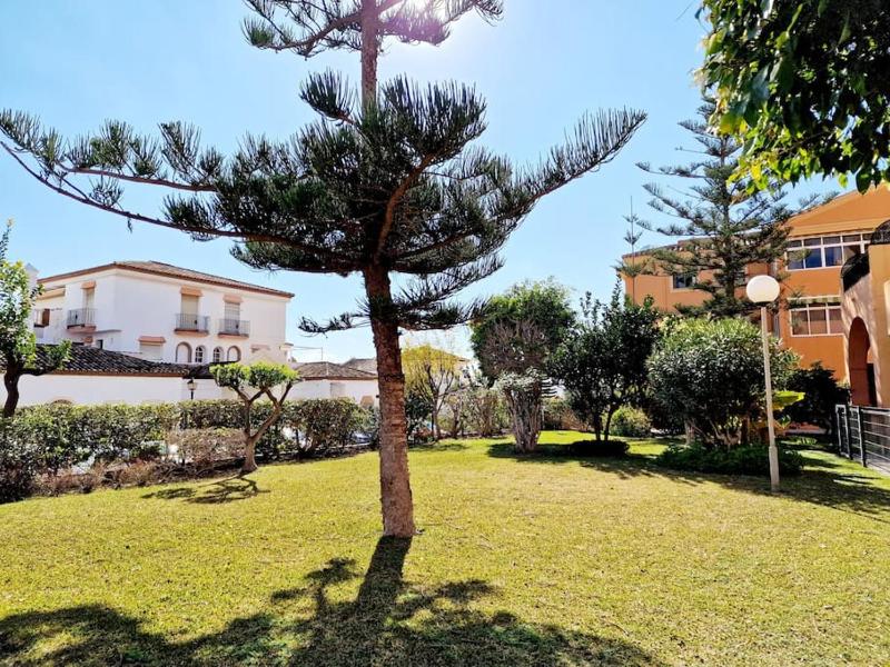 Semi-detached house in Butiplaya - image 30