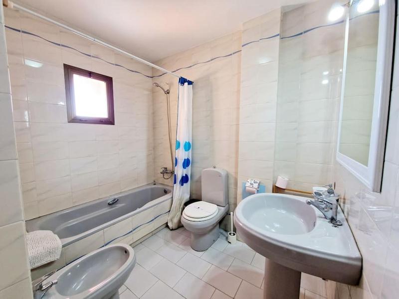 Semi-detached house in Butiplaya - image 28