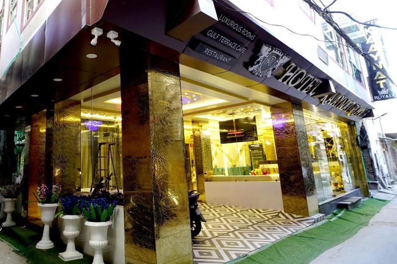 Hotel Kaaynat Royale 5 Min. Walking Distance from Dargah - image 4
