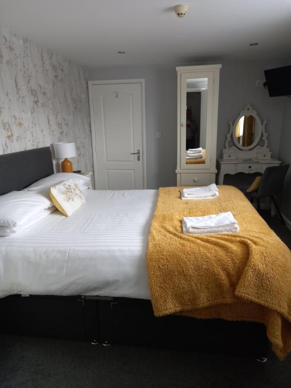 King Room image 1