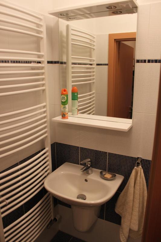 Two-Bedroom Apartment with Balcony image 4