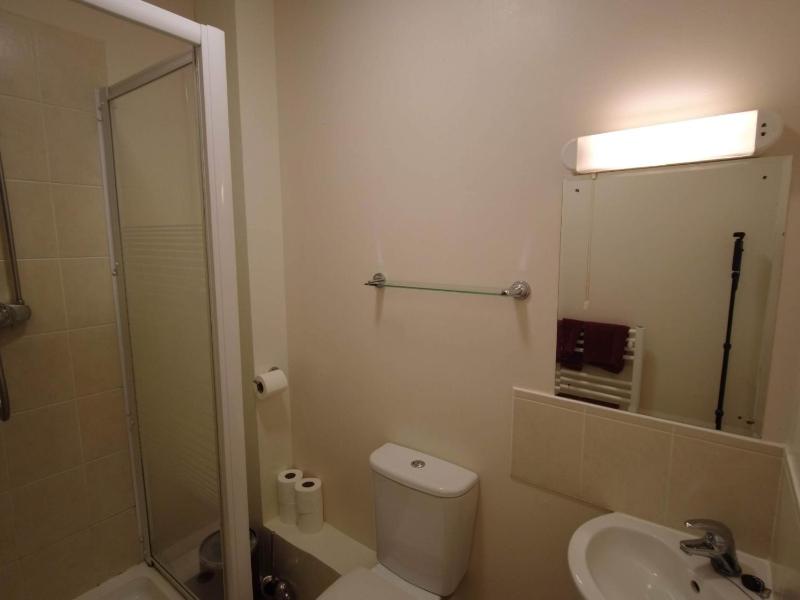 Two-Bedroom Cottage image 3