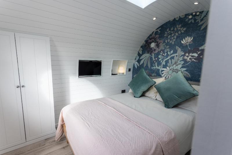 Quarrywood Glamping - image 15