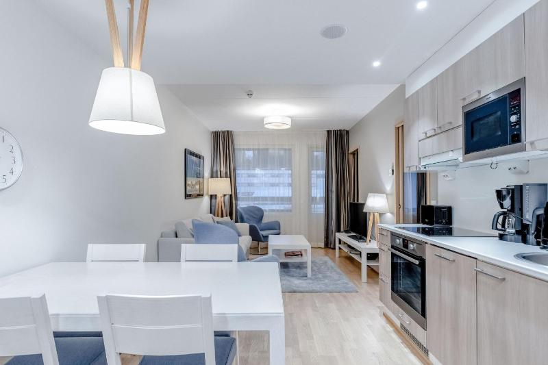One-Bedroom Apartment image 4