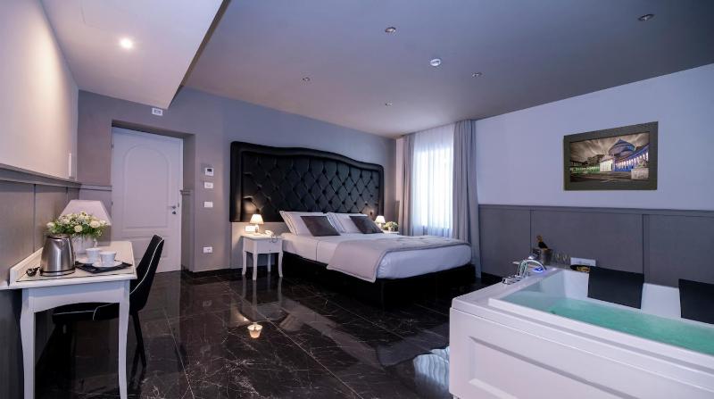 Deluxe Junior Suite image 1