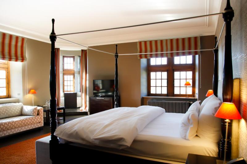 Royal Suite image 1