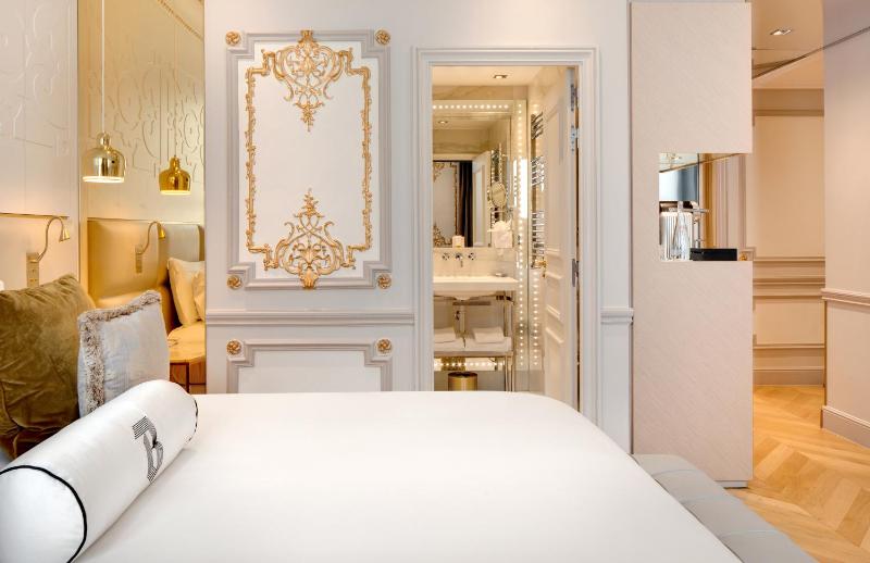 Haussmann Executive City or Garden View image 4