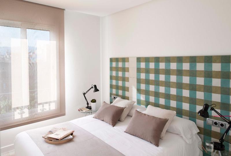 One-Bedroom Apartment with Balcony image 2