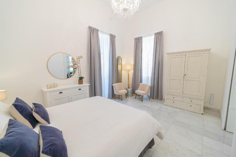 Standard Apartment image 3